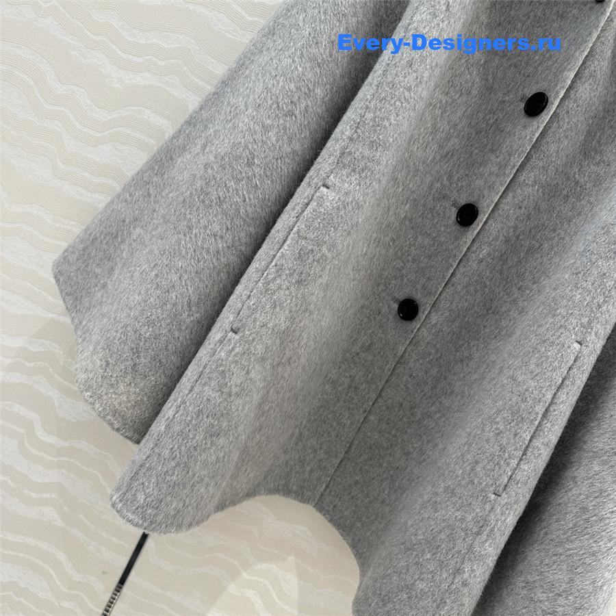 L0r0 P1ana hooded cashmere cape