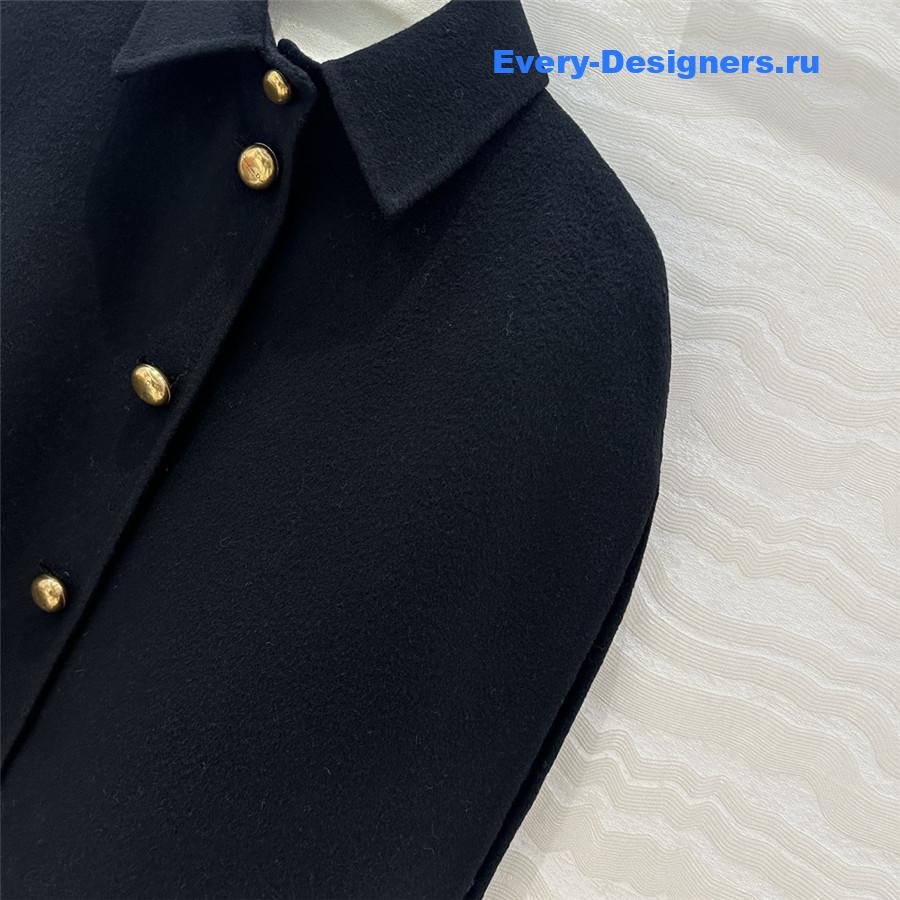 D10r women’s cashmere cape coat