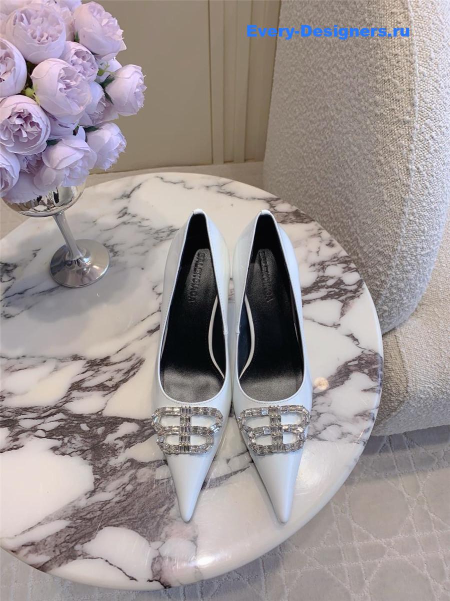 Ba1en*iaga b buckle rhinestone pumps