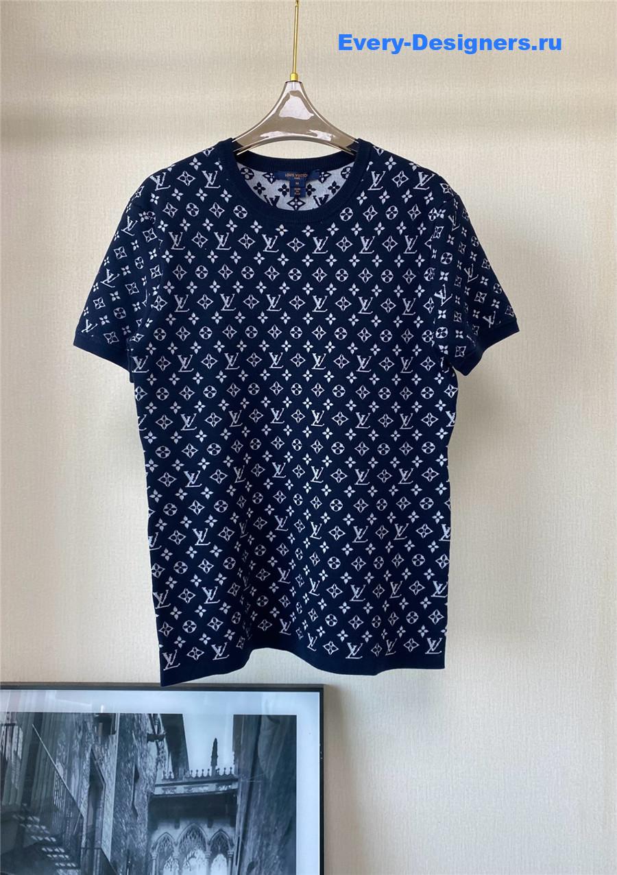 l0vis Vvtt0n striped monogram t-shirt