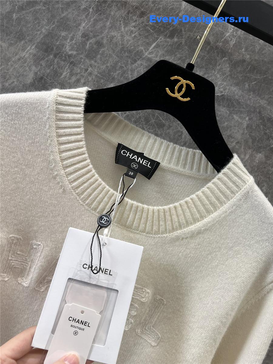 Ch**el wool knitted lettering crew neck sweater set