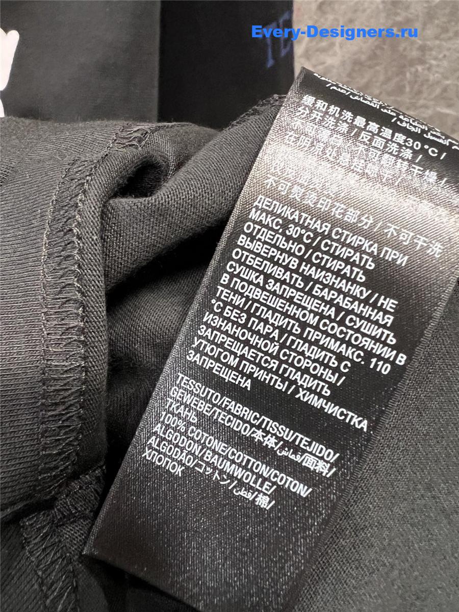 Ba1en*iaga crew neck printed t-shirt