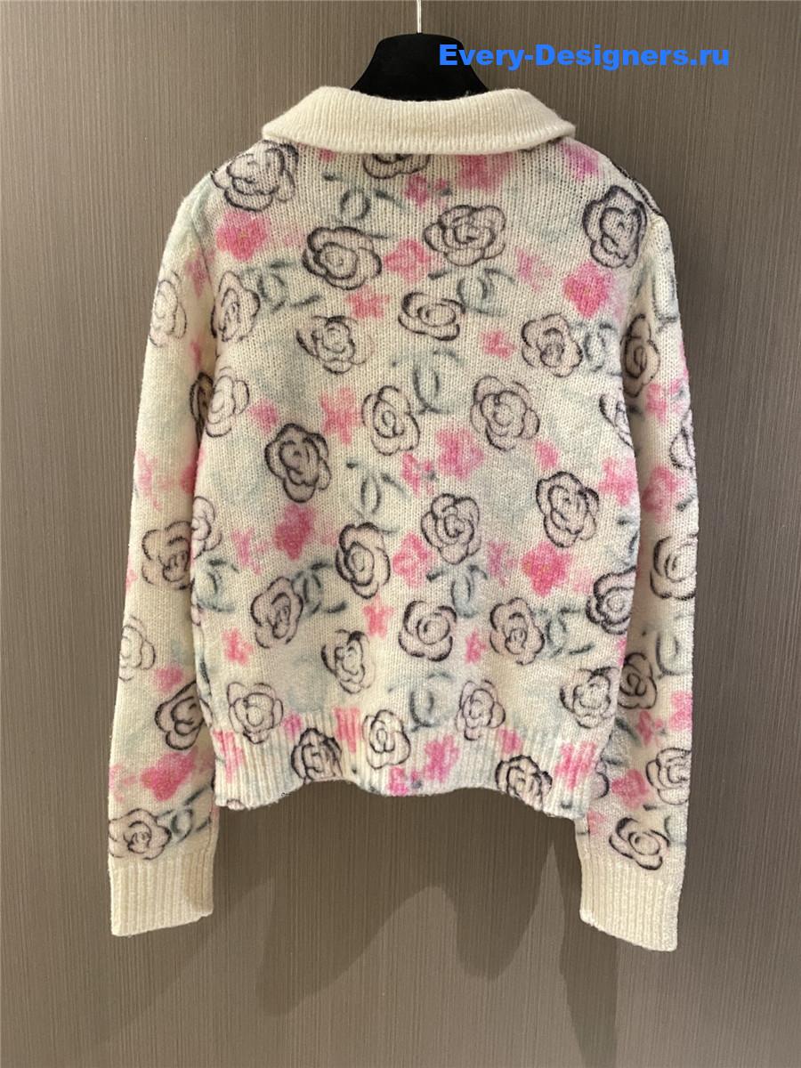 Ch**el cashmere camellia print cardigan