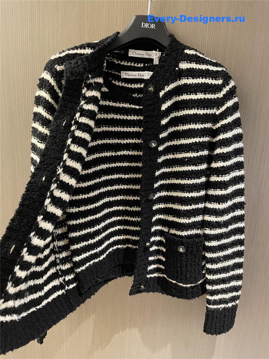 D10r cd black white striped cardigan