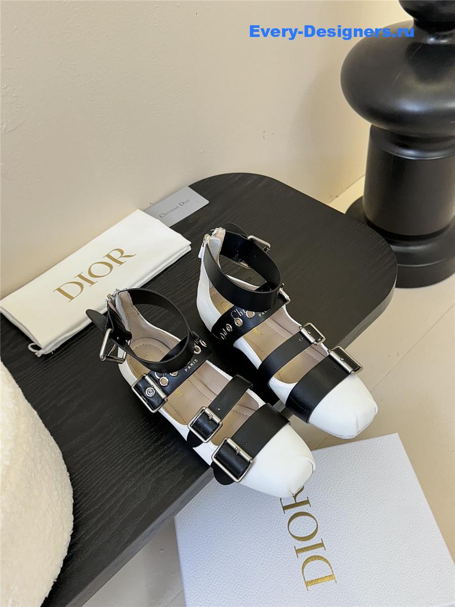 D10r punk ballet flat white