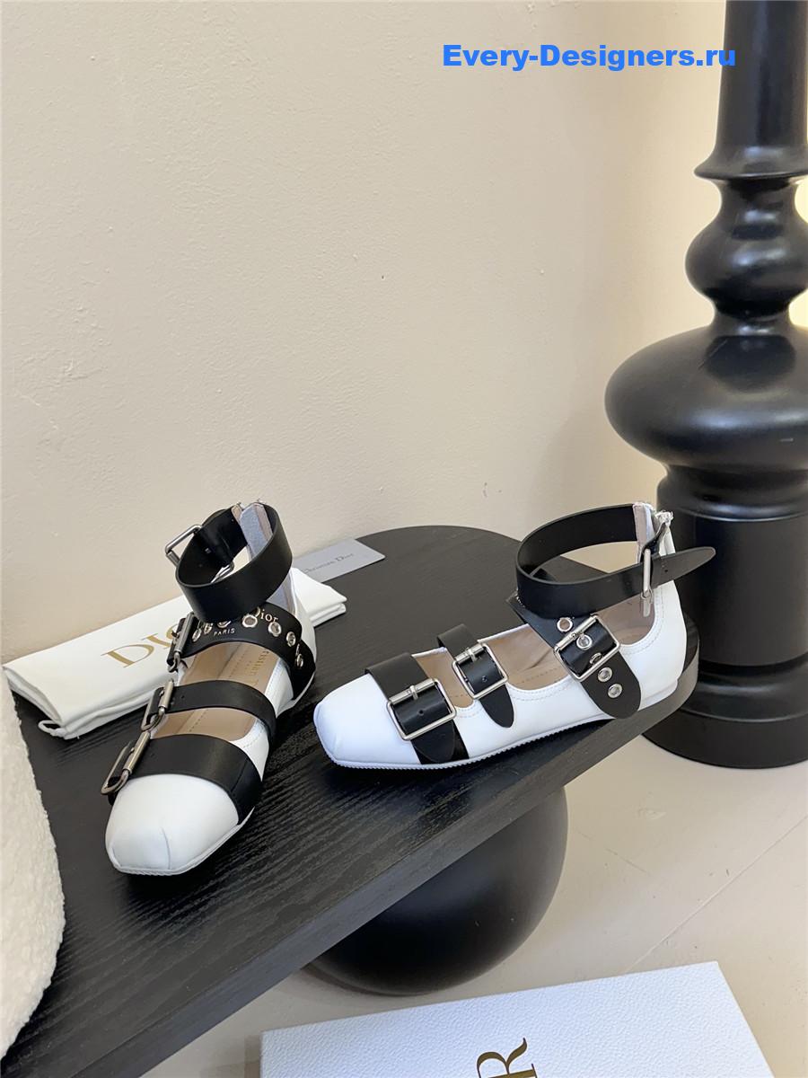 D10r punk ballet flat white