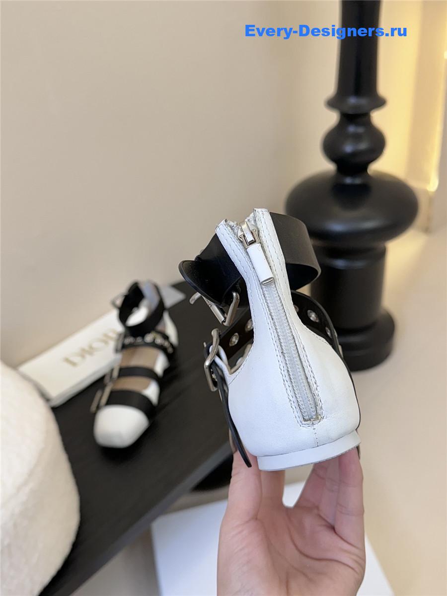 D10r punk ballet flat white