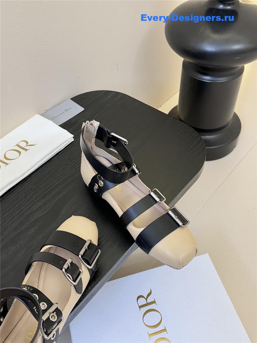 D10r punk ballet flat beige