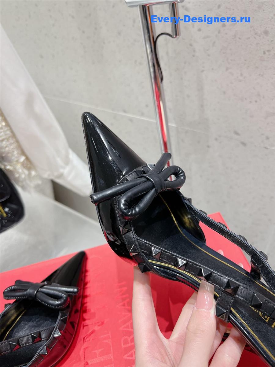 Va1e*ntin0 rockstud bow slingback pump in patent leather