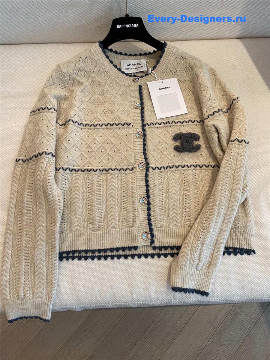Ch**el crew neck knitted cardigan beige