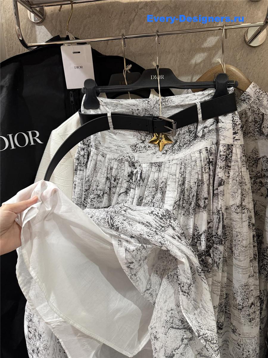 D10r cd chez moi belted skirt