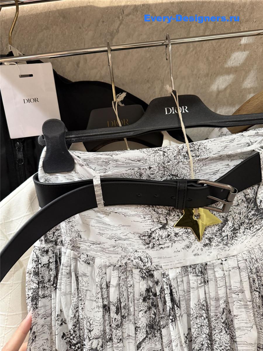 D10r cd chez moi belted skirt