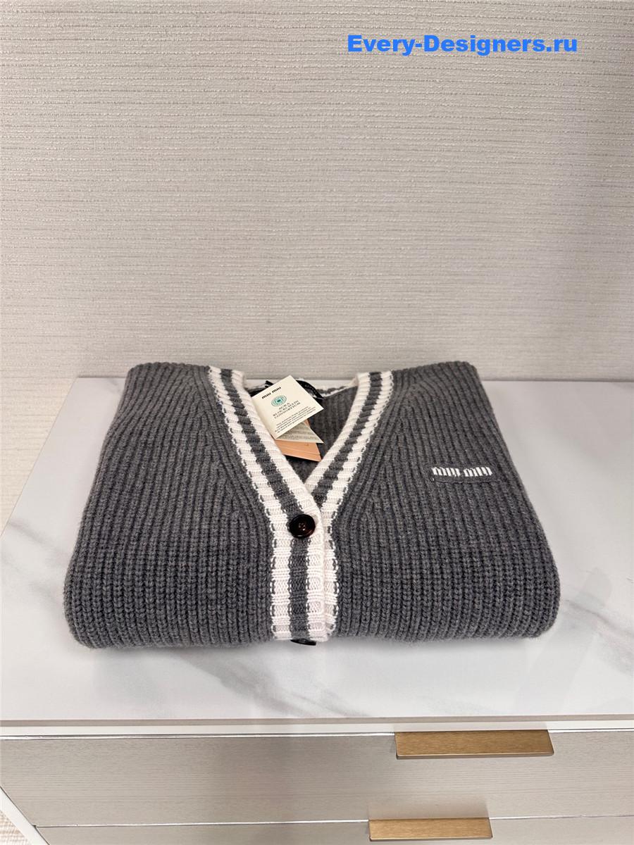 Miu Miu Wool Cashmere Grey Cardigan