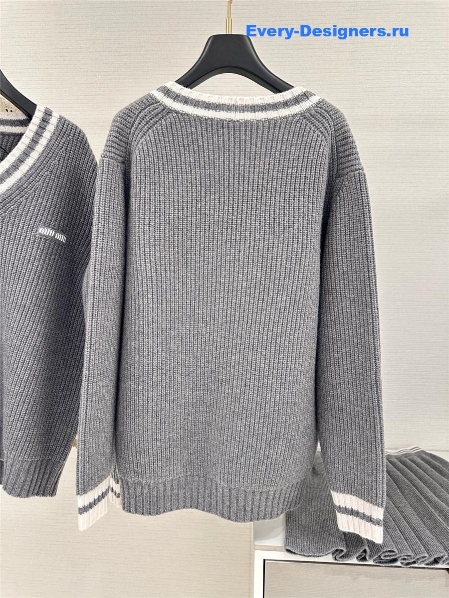 Miu Miu Wool Cashmere Grey Cardigan