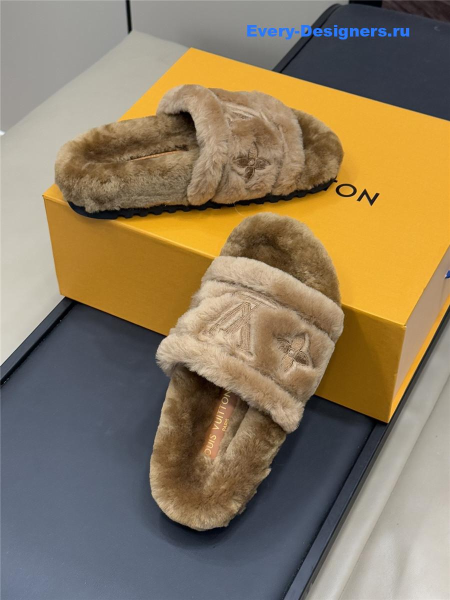 l0vis Vvtt0n lv bliss comfort mule