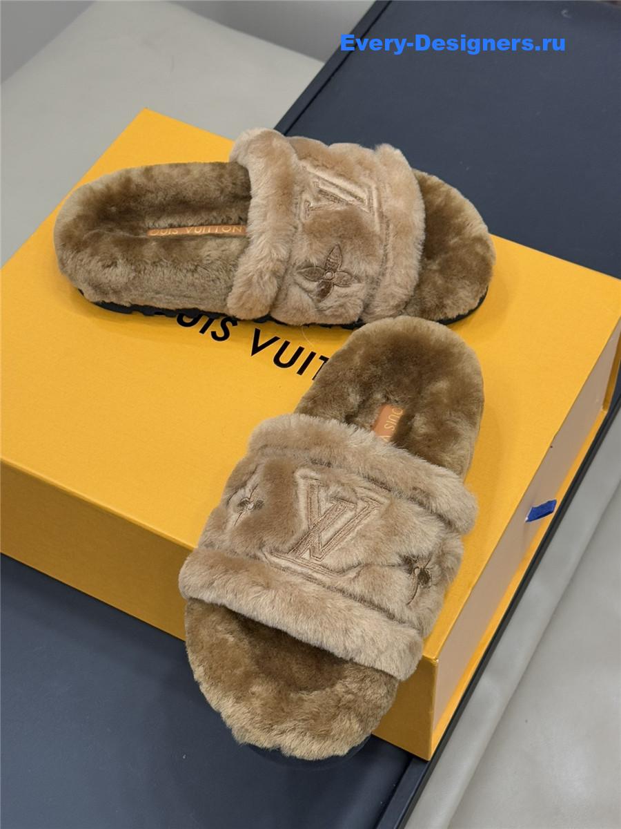 l0vis Vvtt0n lv bliss comfort mule