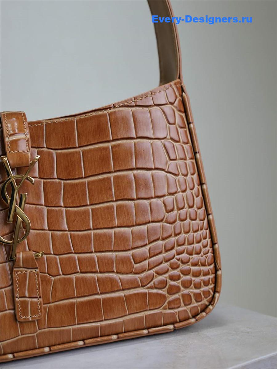 Sa1nt Lau*nt brown croc-embossed le 5 à 7 hobo bag
