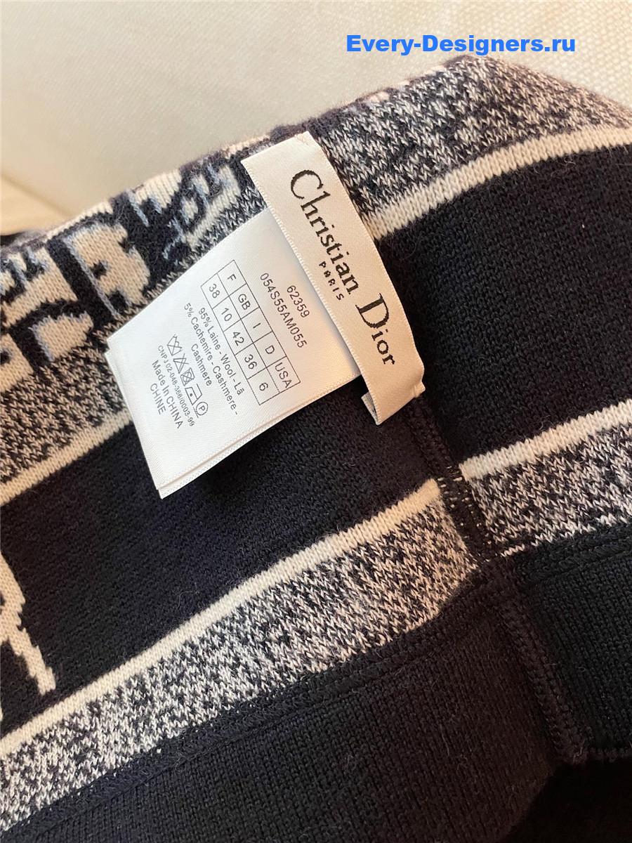 D10r oblique knitted wool zip-up jacket blue