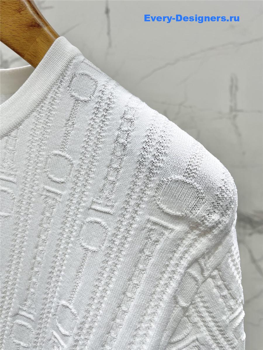 H**me5 white knitted crew neck short sleeves