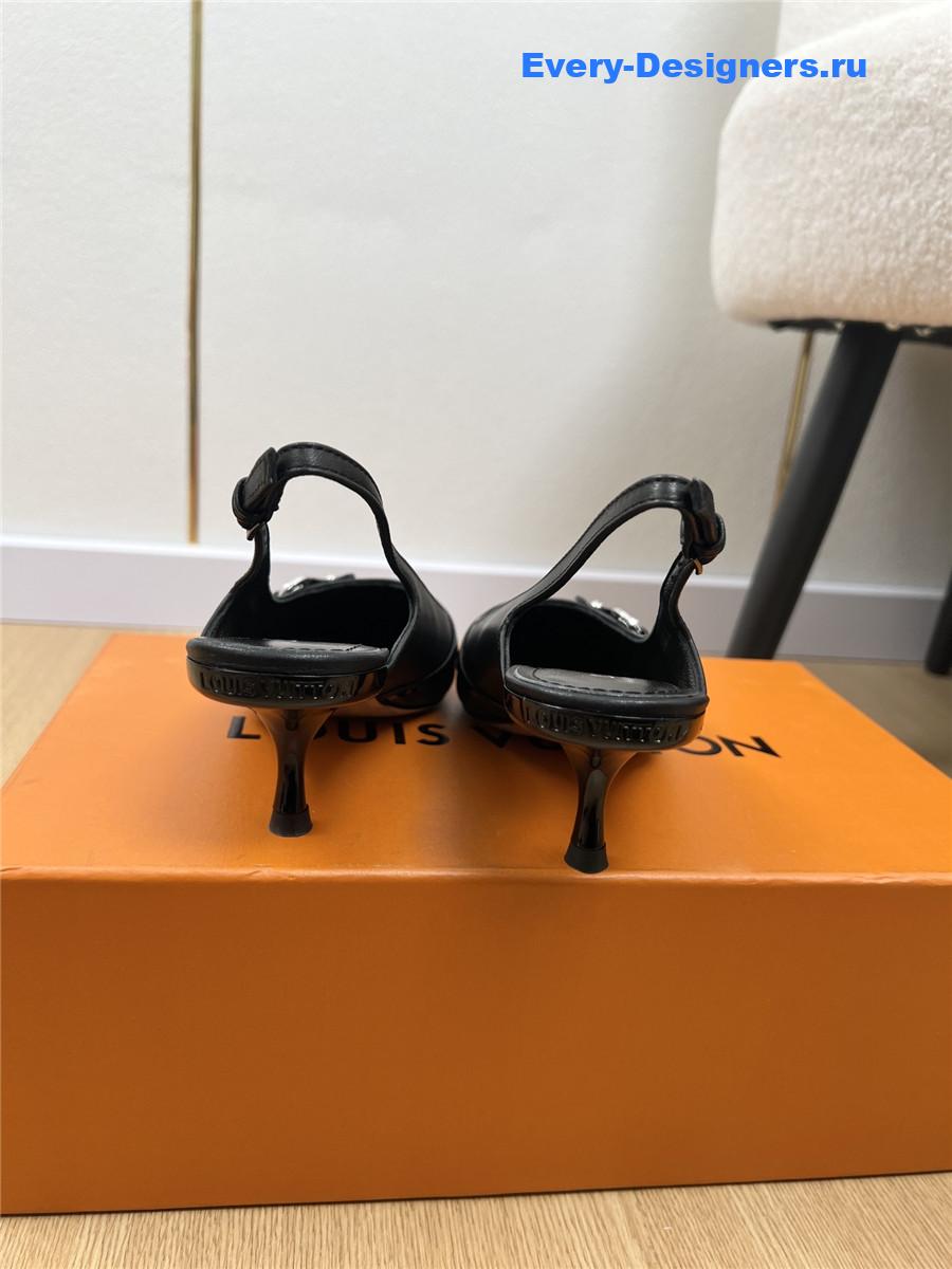 l0vis Vvtt0n archlight slingback pumps in black