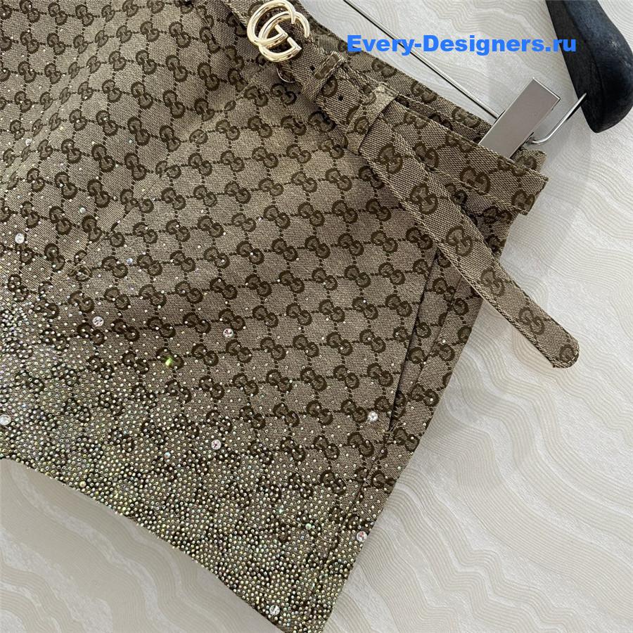 gvc*1 crystal D1am0nd gg monogram woven shorts