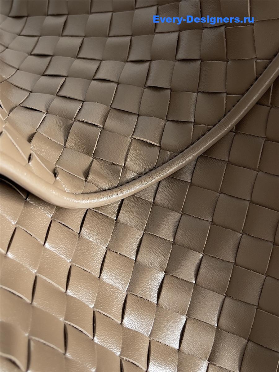 b0tt*ga Ven*ta hop large leather tote bag in beige