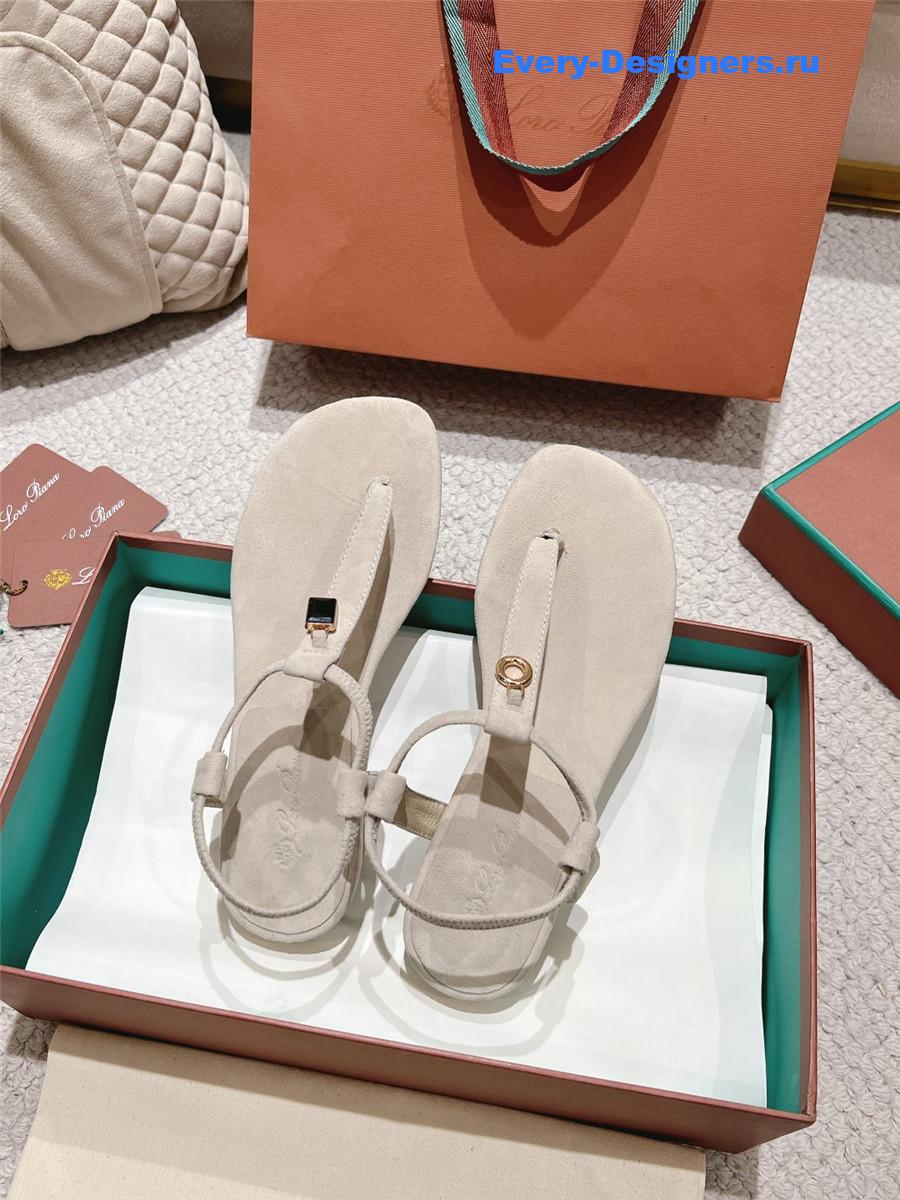 L0r0 P1ana gray leather mindil sandal