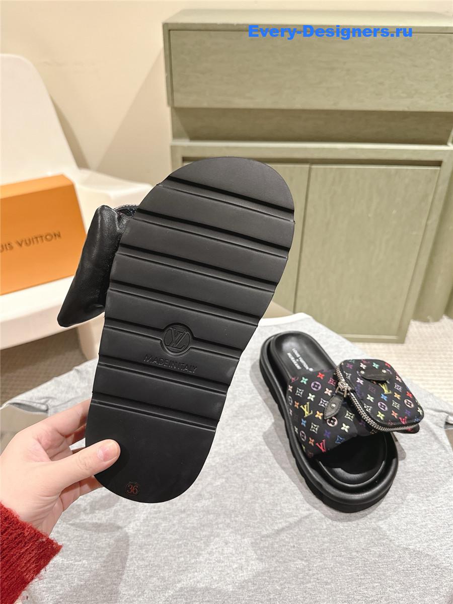 l0vis Vvtt0n x murakami pool pillow mules