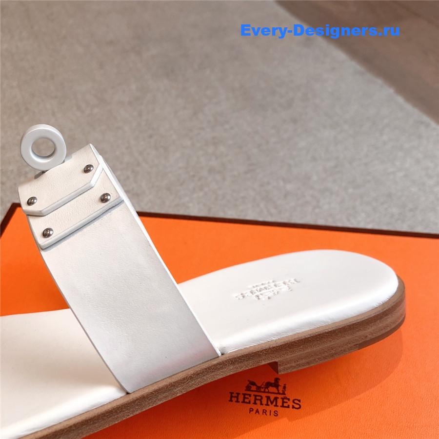 H**me5 july sandals white