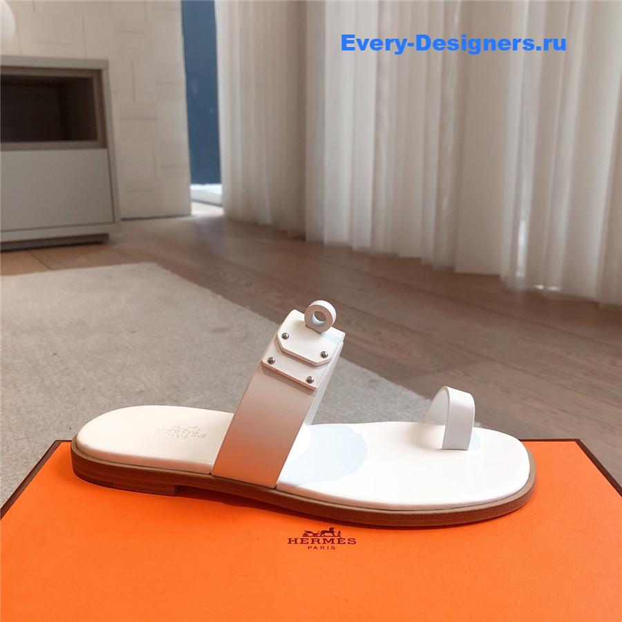 H**me5 july sandals white