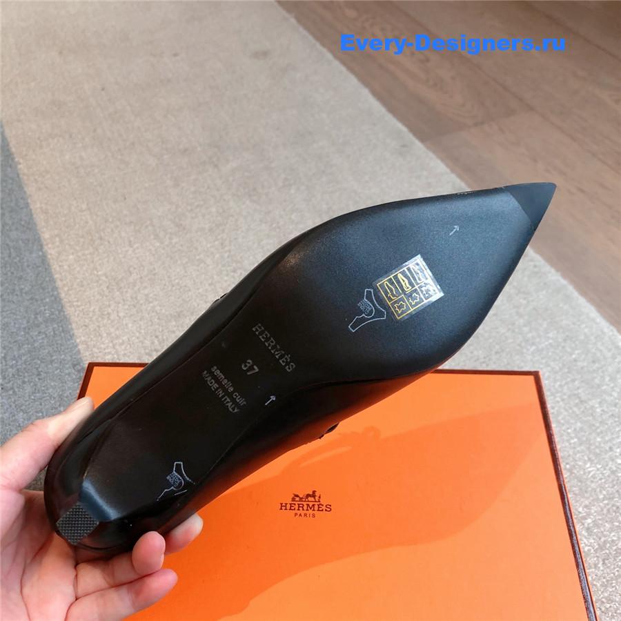 H**me5 kiara 40 black pumps