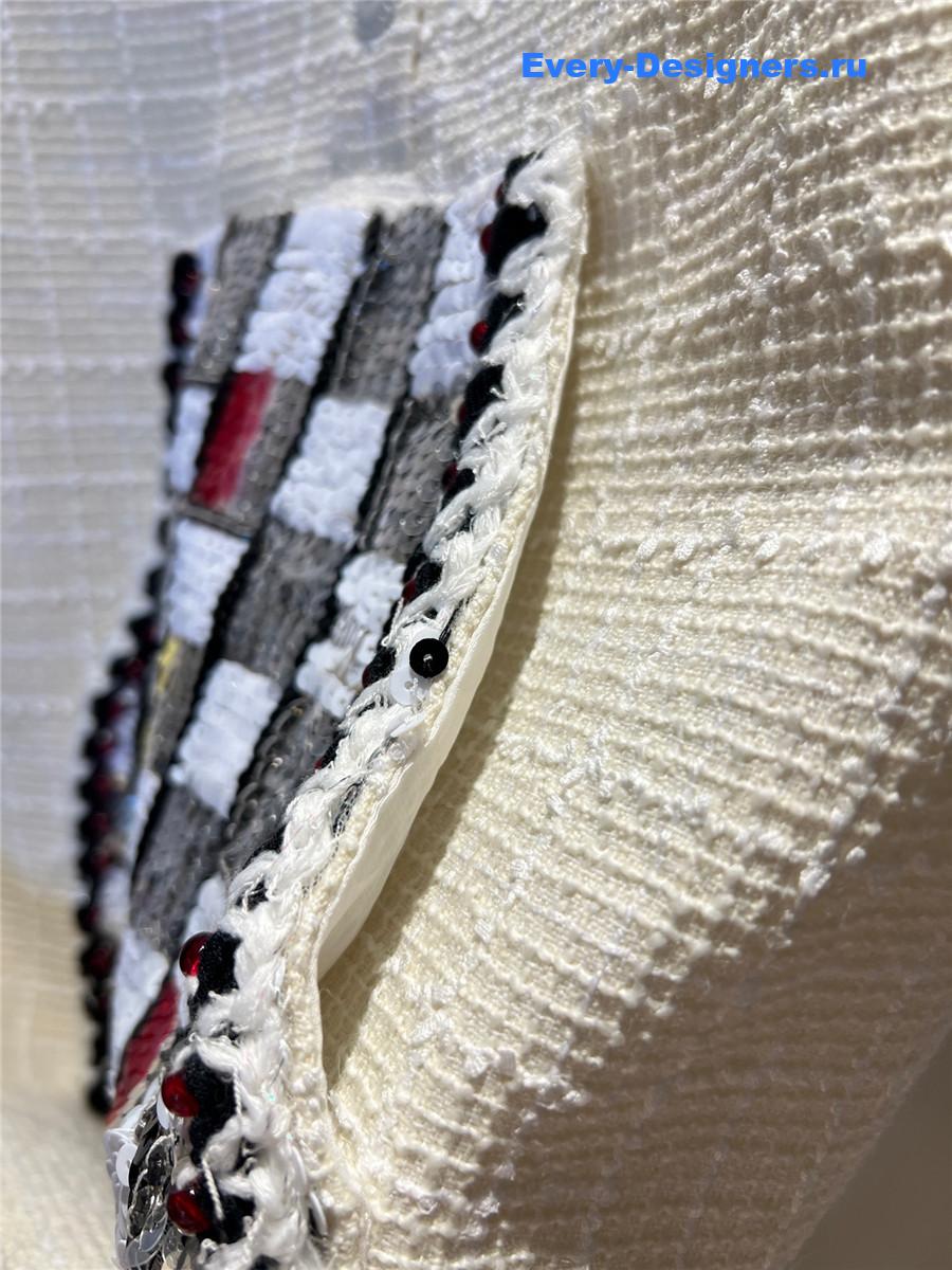 Ch**el tweed sleeveless hooded dress