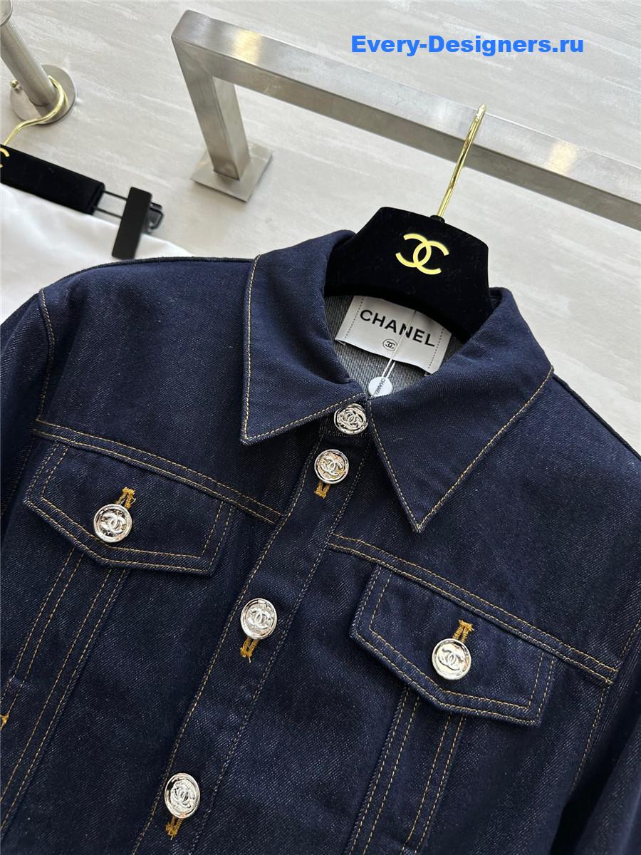 Ch**el button denim blue jacket