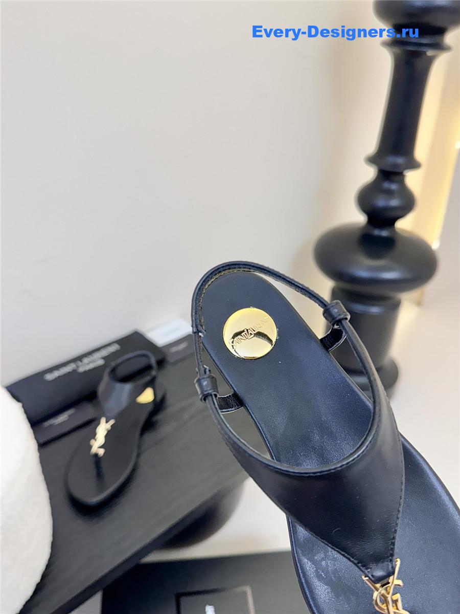 Sa1nt Lau*nt cassandra logo-strap flat sandals black