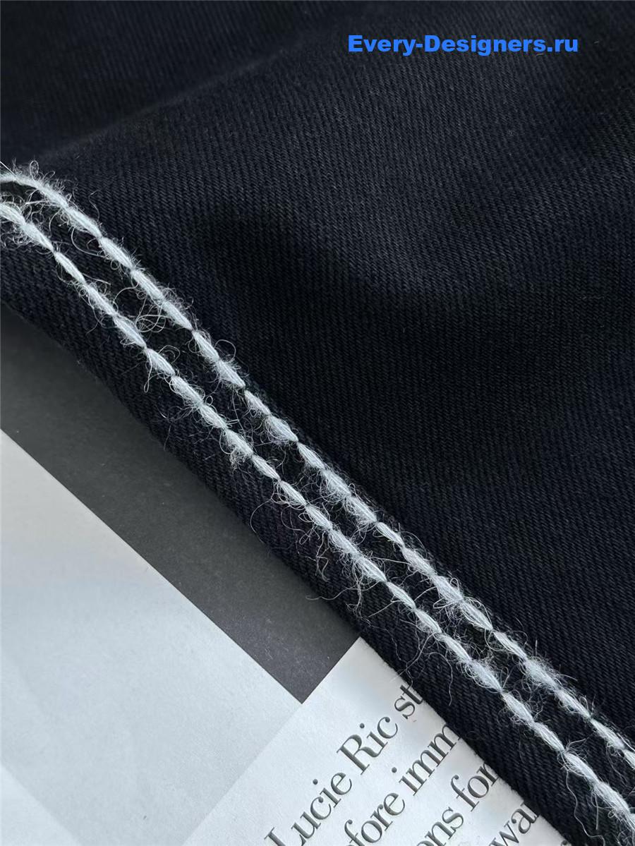 Ch**el thick line logo black jeans