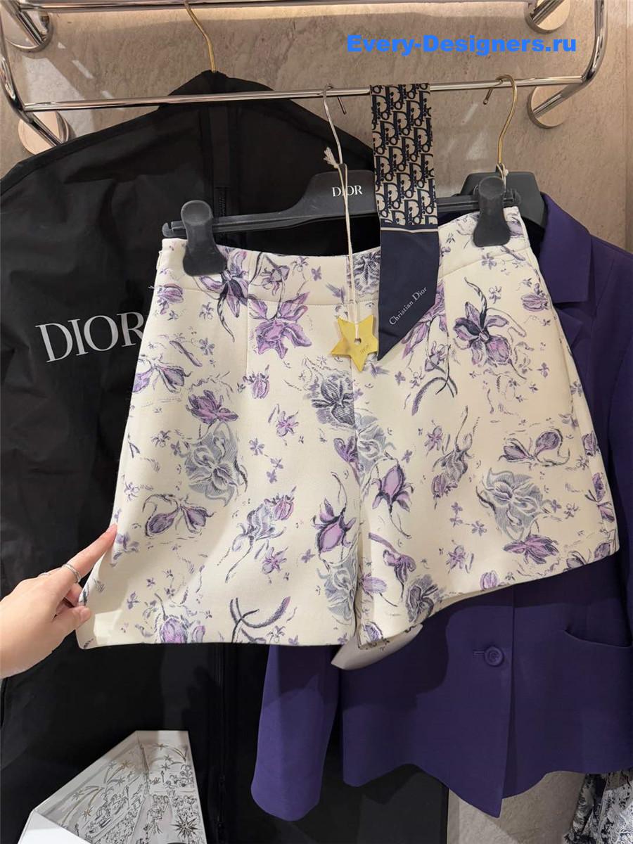 D10r cd silk wool print shorts