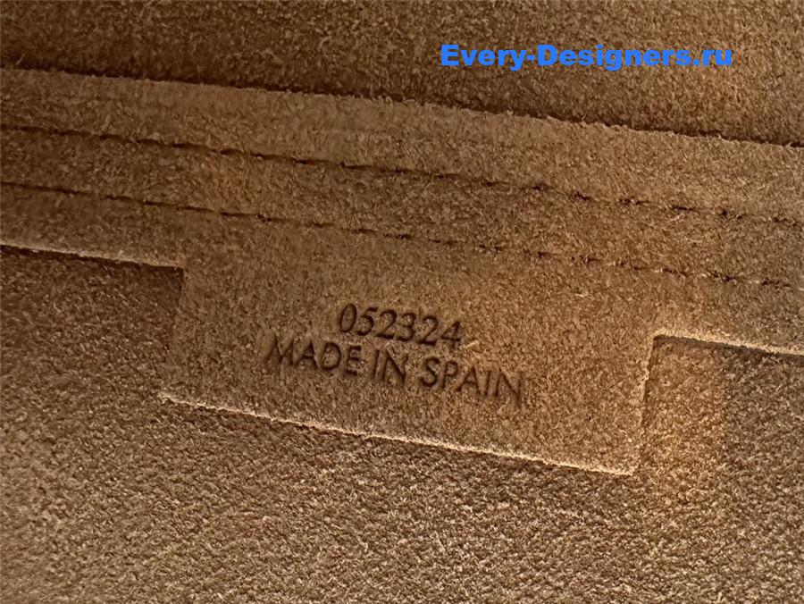 L0ew* puzzle fold convertible medium leather tote blue