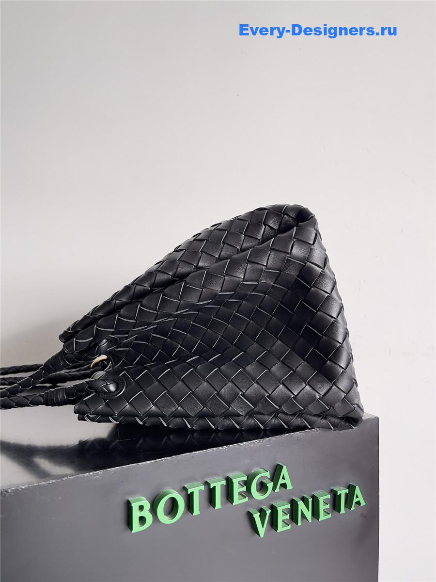 b0tt*ga Ven*ta large andiamo parachute bag black