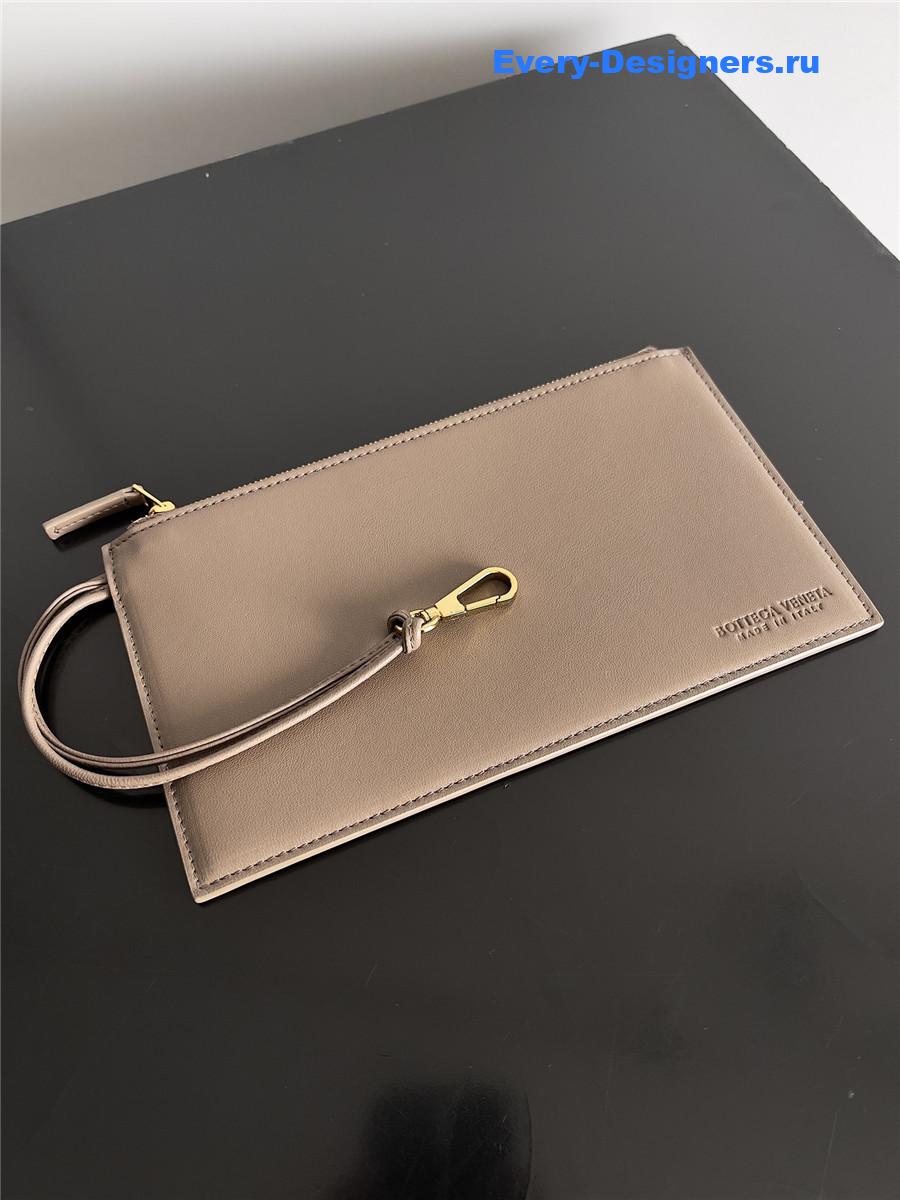 b0tt*ga Ven*ta large andiamo parachute shoulder bag brown