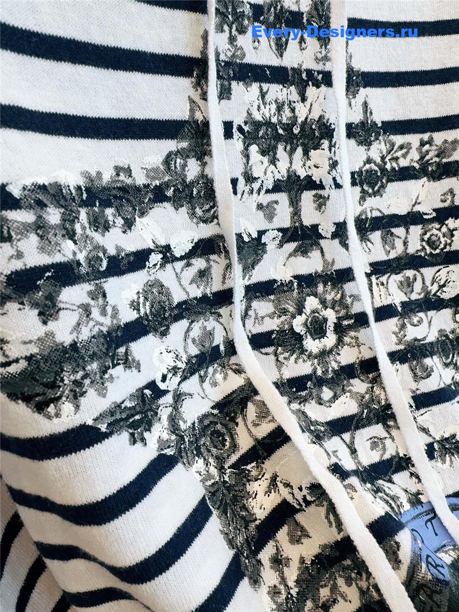 D10r striped hooded knitted top