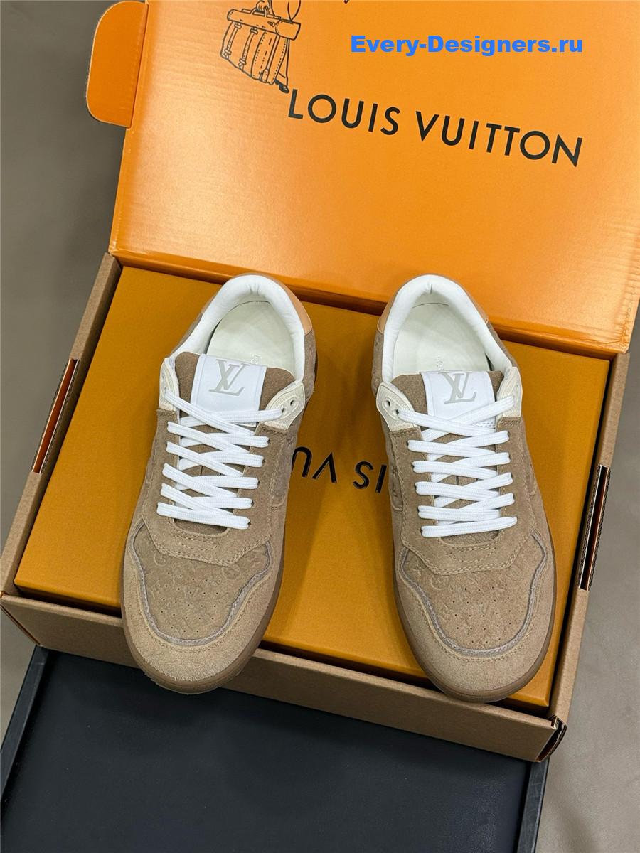 l0vis Vvtt0n lv stadium sneaker for women