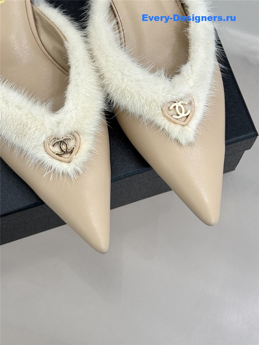 Ch**el rabbit fur pointed toe mules