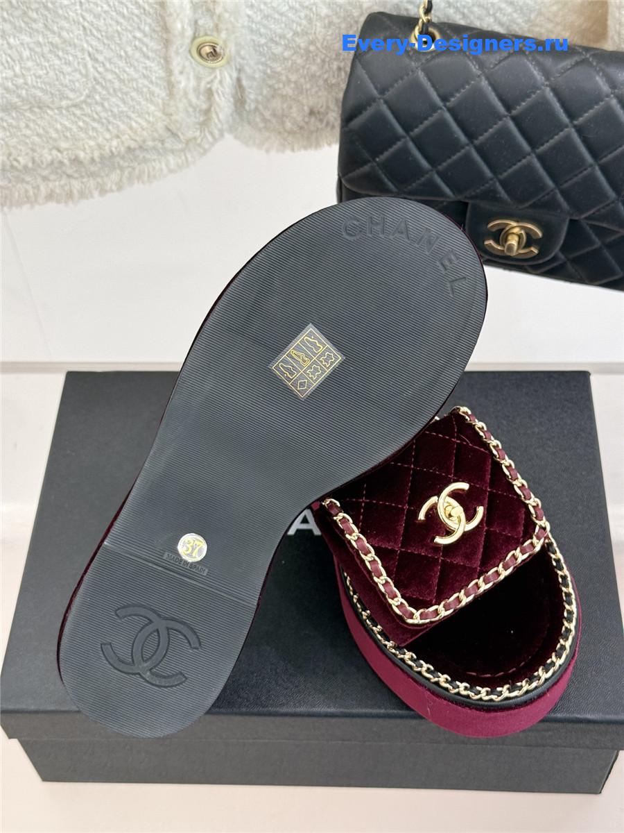 ch**el D1am0nd chain platform slippers burgundy