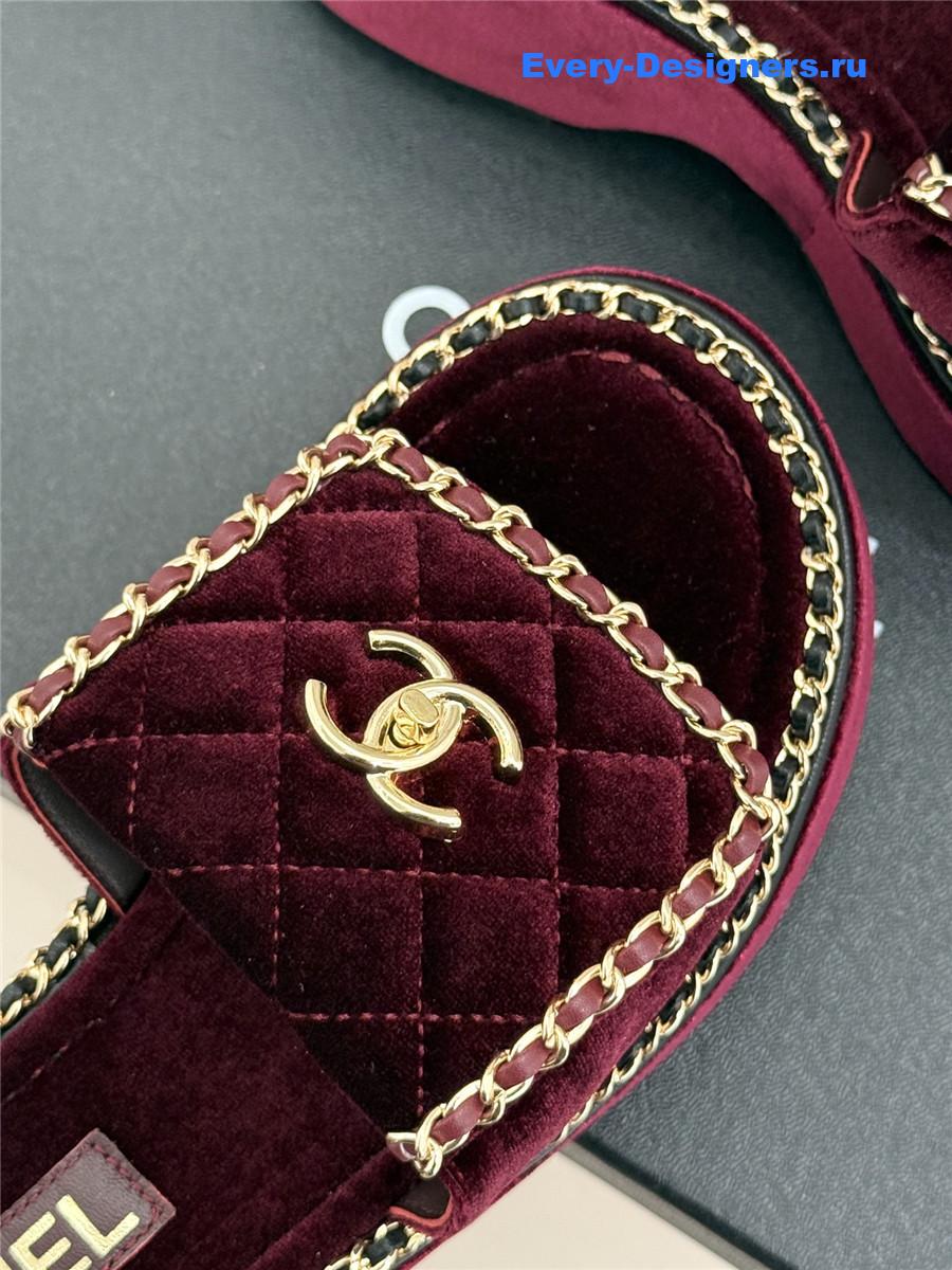 ch**el D1am0nd chain platform slippers burgundy