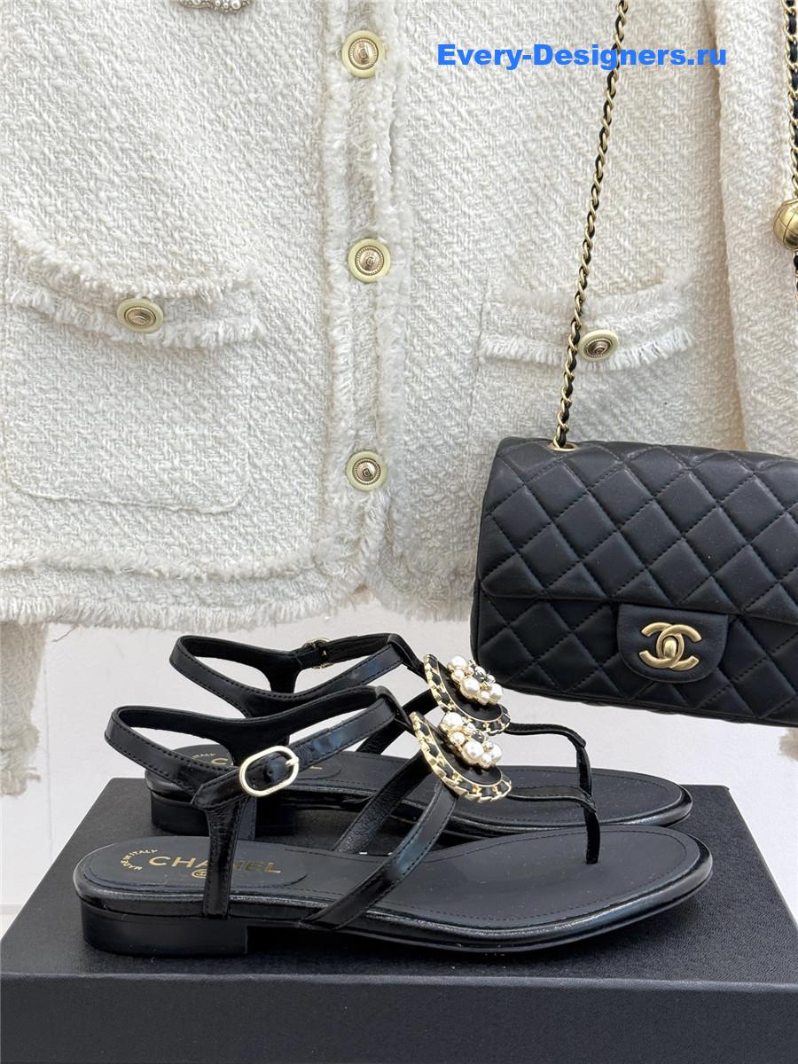Ch**el camellia pearl black flip flops