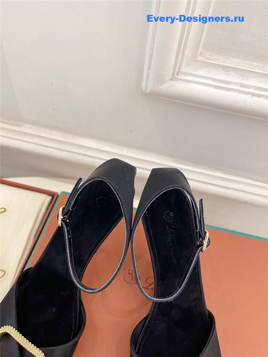 L0r0 P1ana metal buckle high heel sandals black