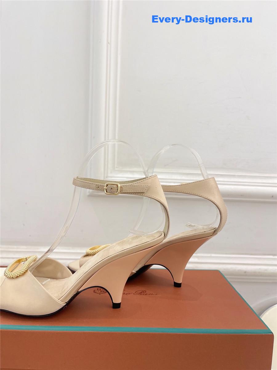 L0r0 P1ana metal buckle high heel sandals beige