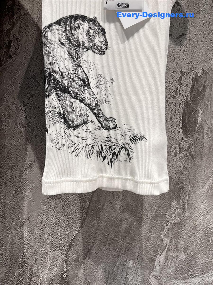 D10r white tiger print vest