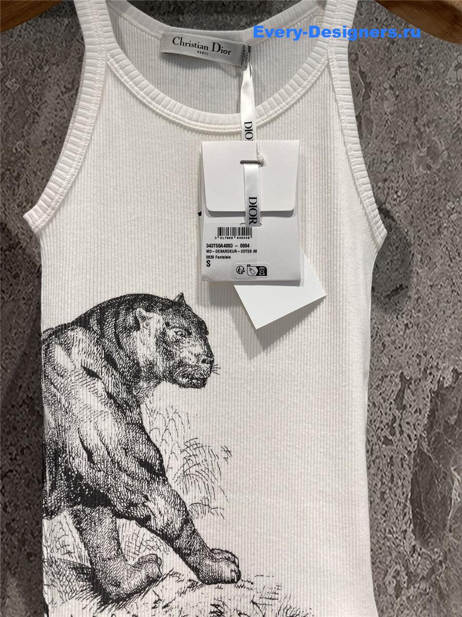 D10r white tiger print vest