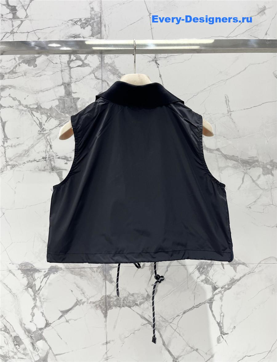 Miu Miu Logo-Print Crop Top Black